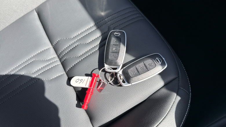 Nissan Juke 1.6 Hybrid Tekna 5dr Auto Hybrid Hatchback